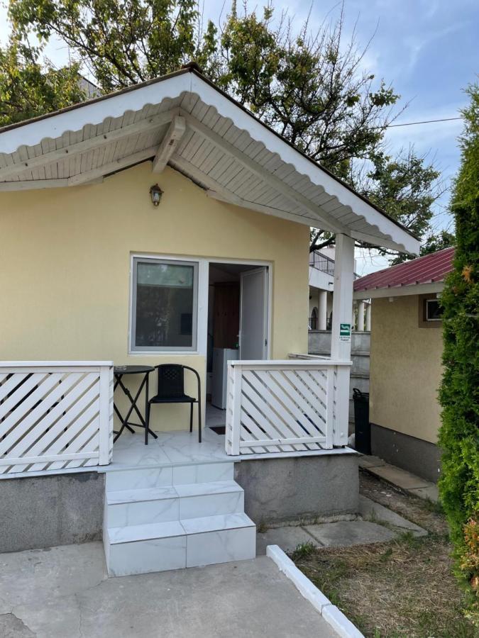 Complex Pria Lejlighed Două Mai Eksteriør billede