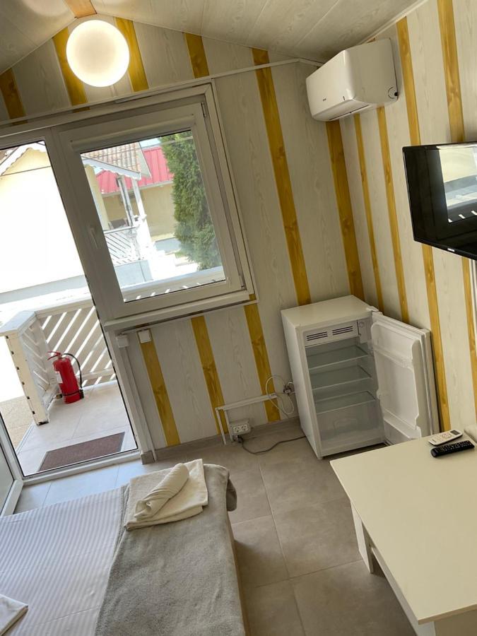 Complex Pria Lejlighed Două Mai Eksteriør billede