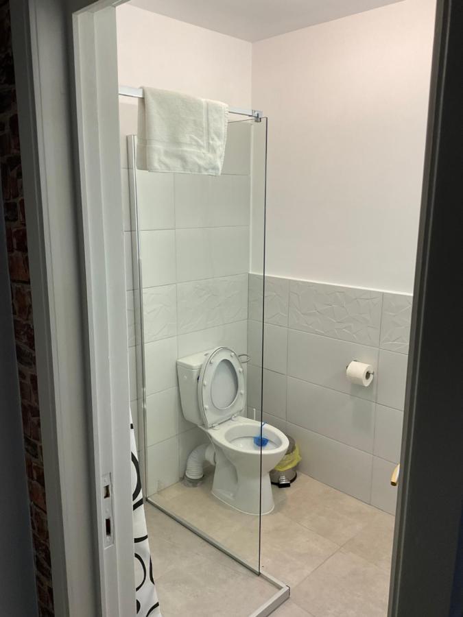 Complex Pria Lejlighed Două Mai Eksteriør billede